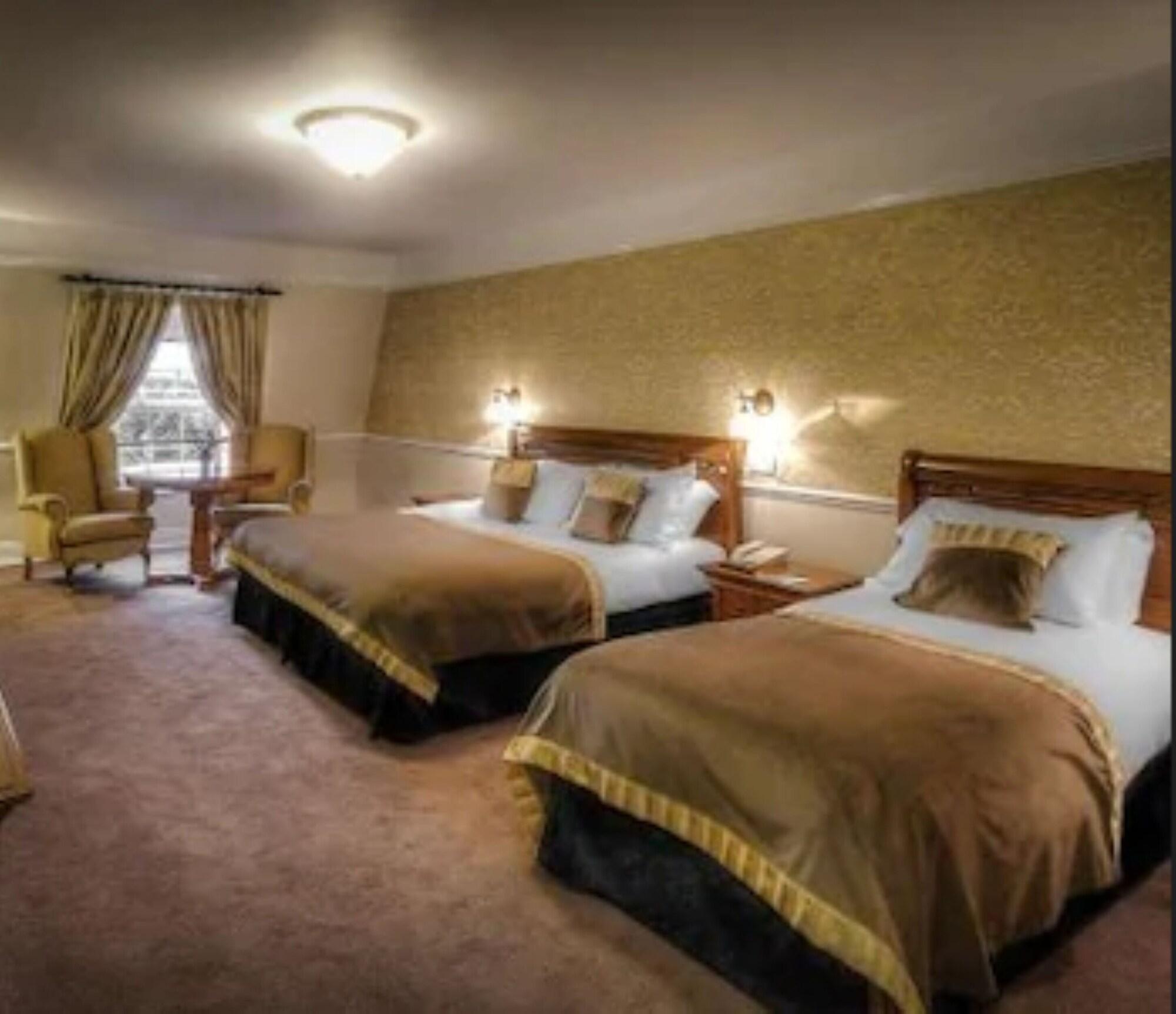 Celbridge Manor Hotel Buitenkant foto