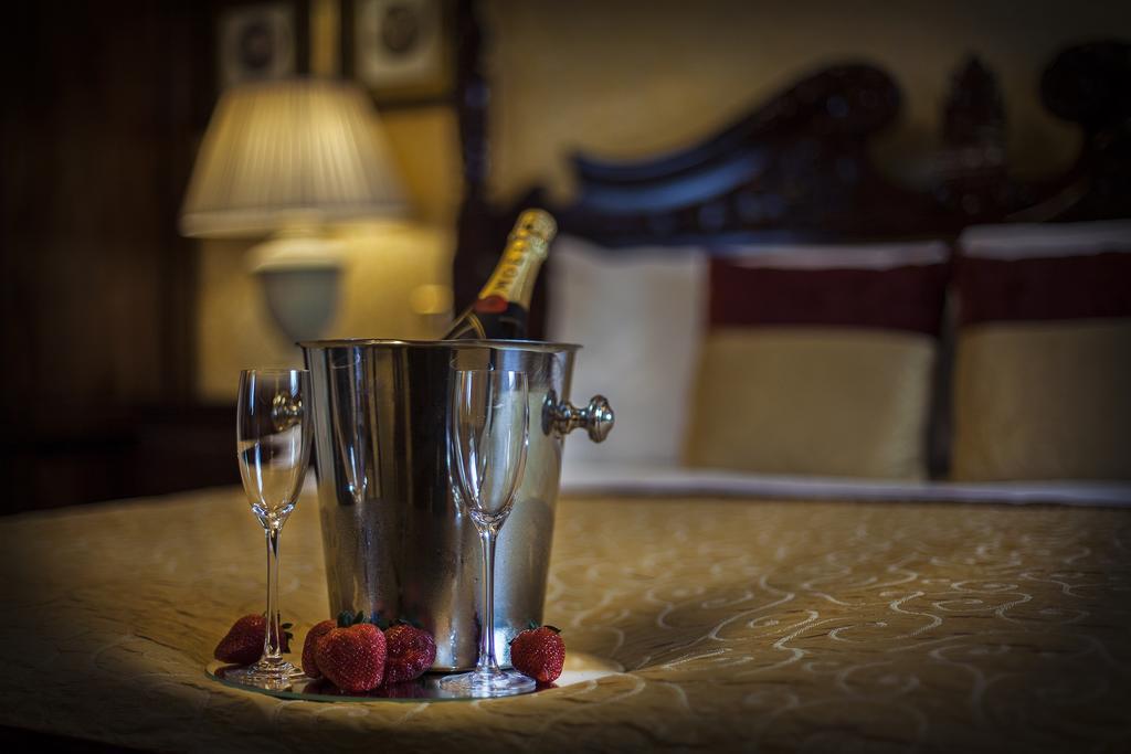 Celbridge Manor Hotel Buitenkant foto