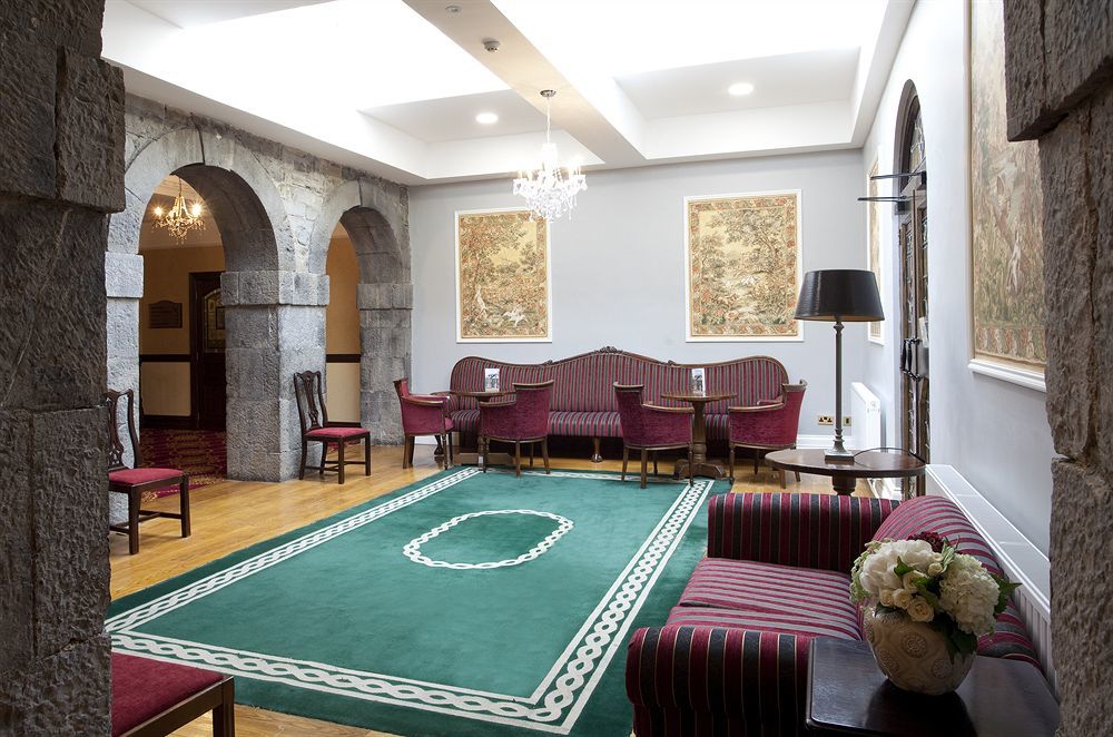 Celbridge Manor Hotel Buitenkant foto